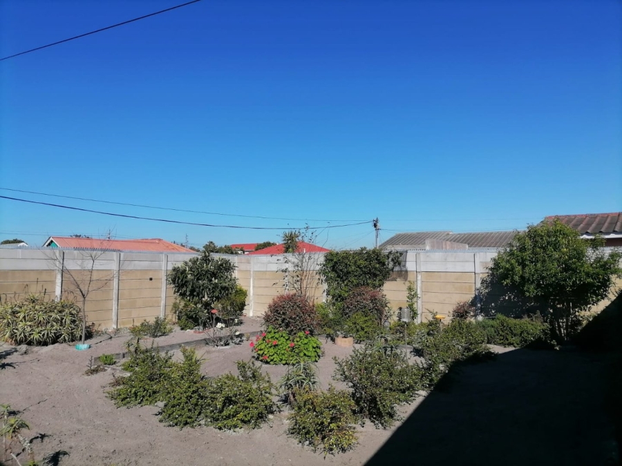 3 Bedroom Property for Sale in Grassy Park Western Cape